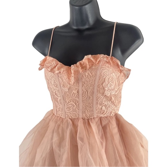 Urban Outfitters Love Triangle Pink Lace Dress-Small, NWT - Picture 6 of 10